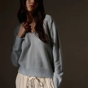 Cashmere Soft V Sweater - Pale Blue