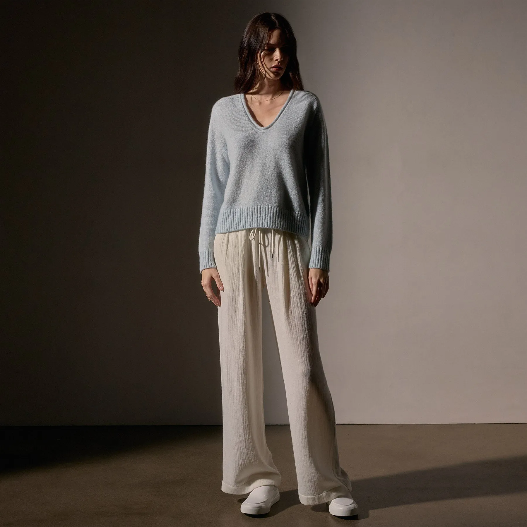 Cashmere Soft V Sweater - Pale Blue