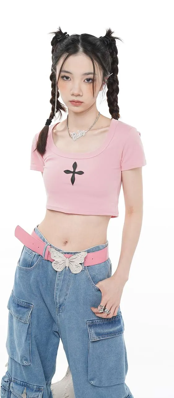 Cross Print Cropped Tee